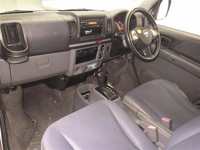 NISSAN NV100 CLIPPER