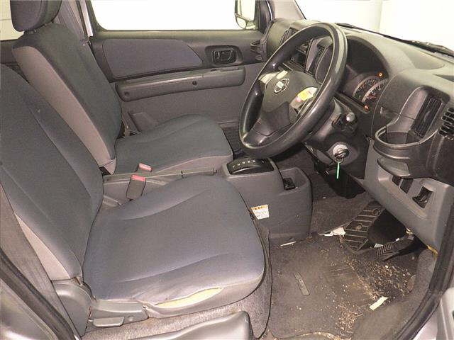 NISSAN NV100 CLIPPER