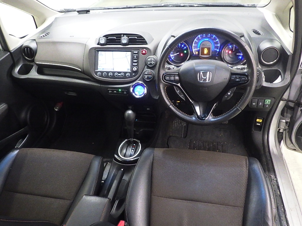 HONDA FIT SHUTTLE