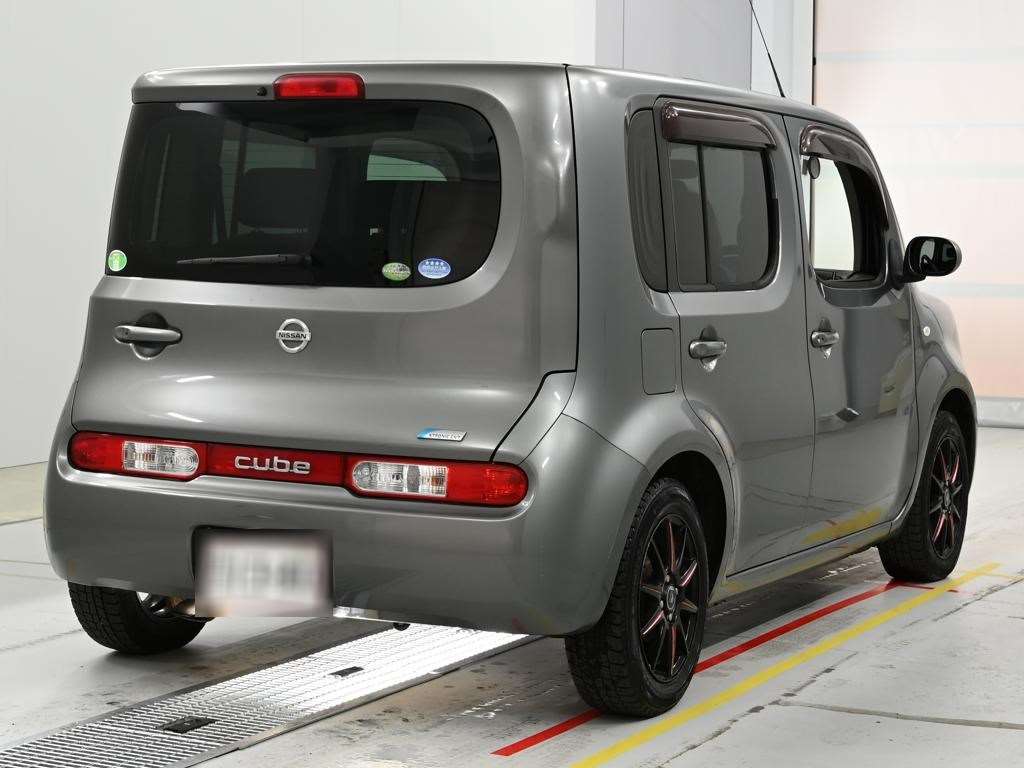 NISSAN CUBE