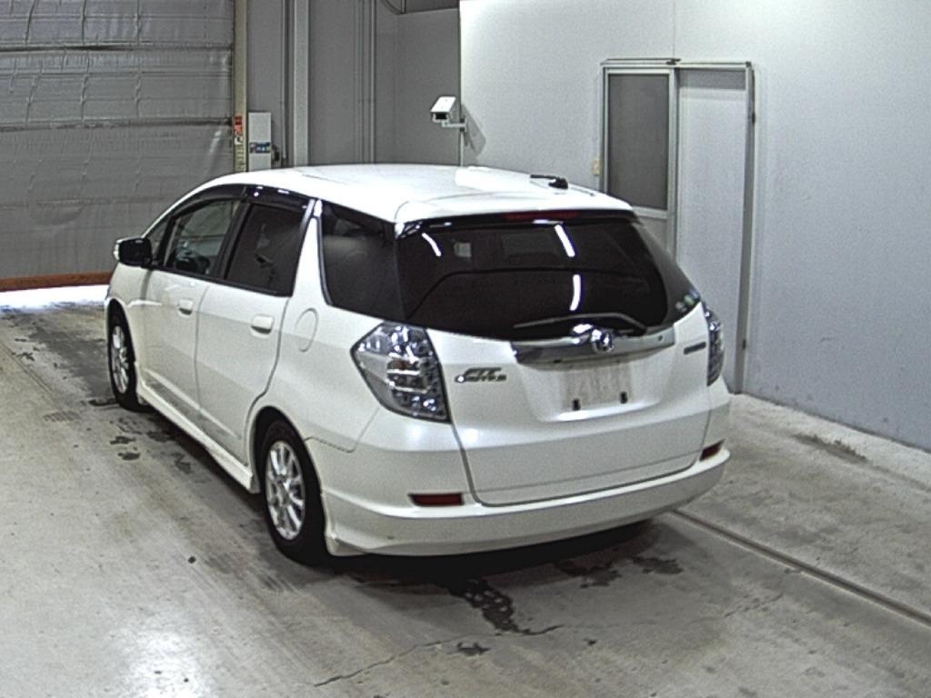 HONDA FIT SHUTTLE