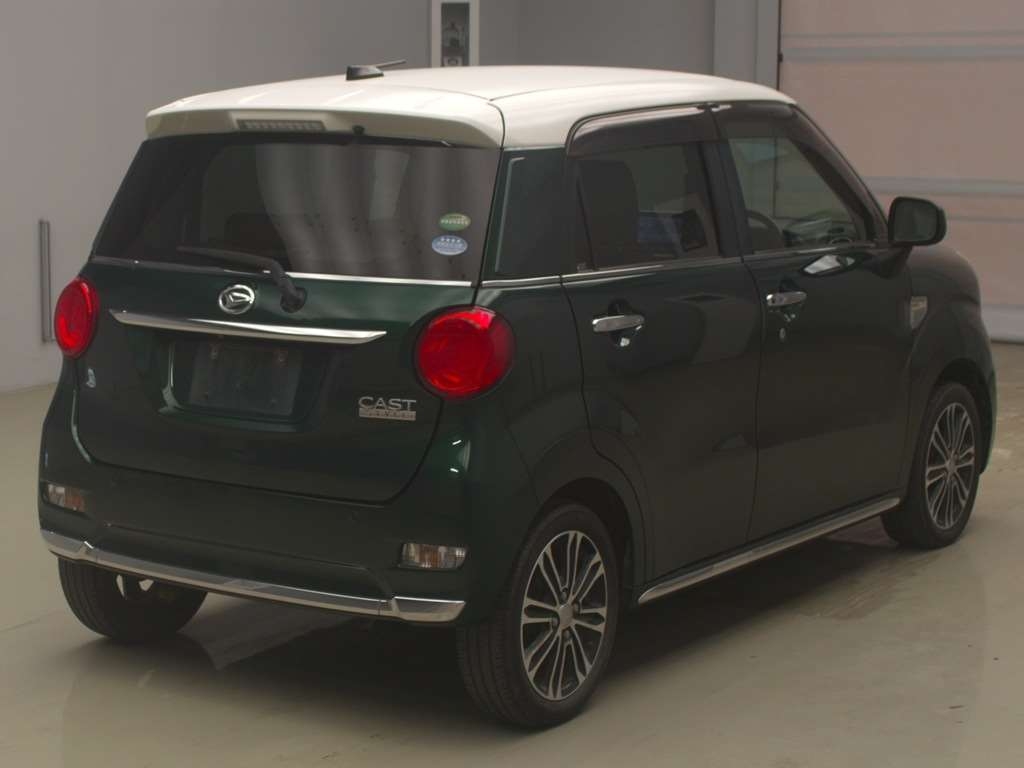 DAIHATSU CAST