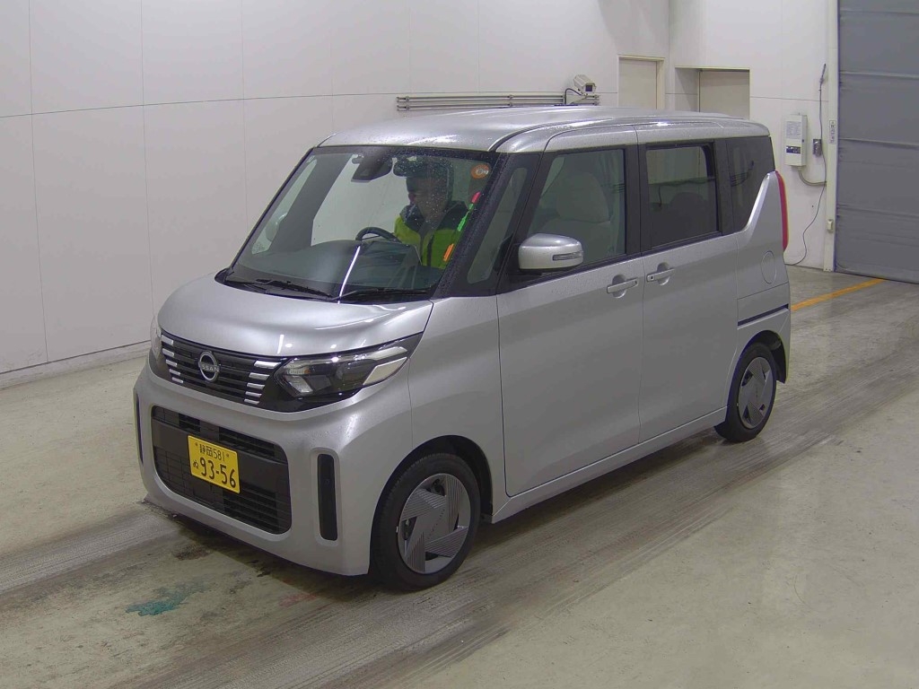 NISSAN ROOX