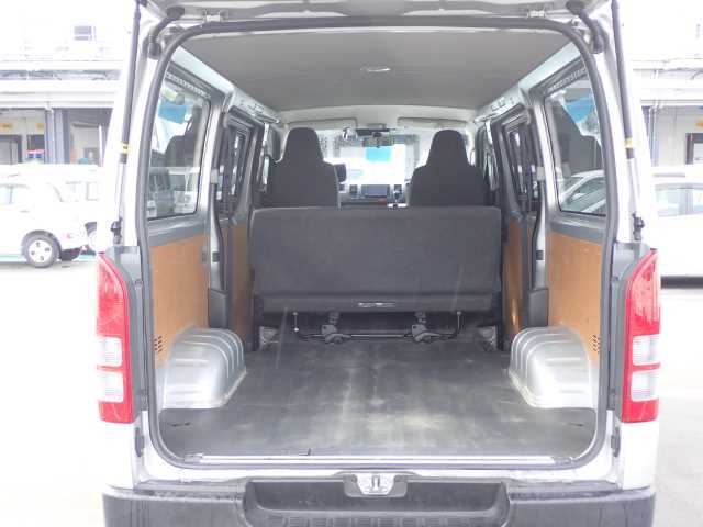 TOYOTA REGIUS ACE