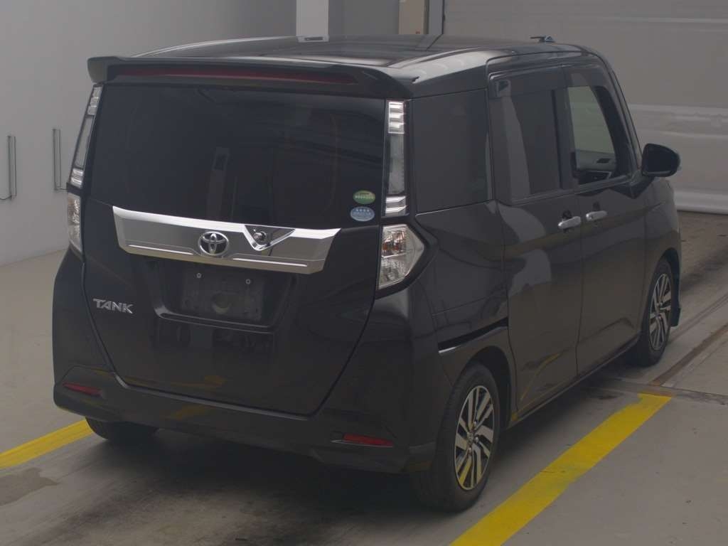 TOYOTA TANK