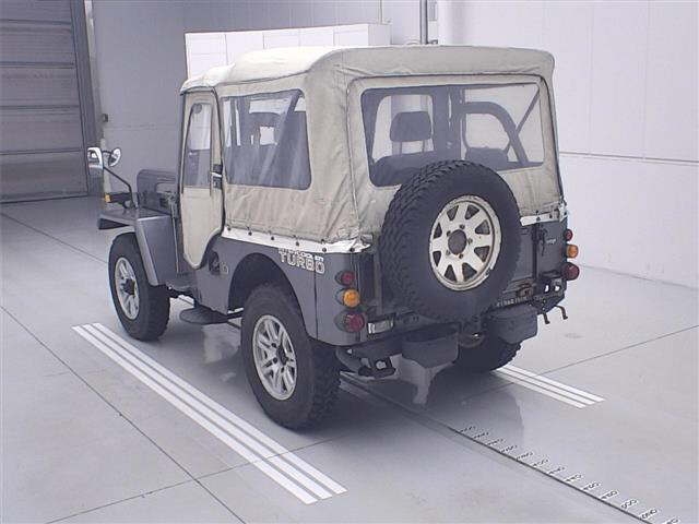 MITSUBISHI JEEP
