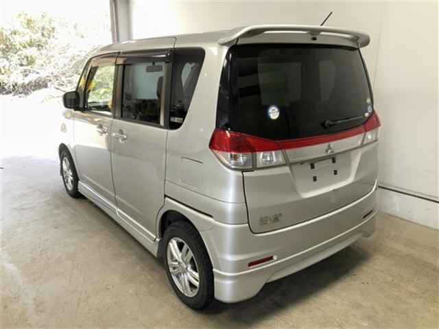 MITSUBISHI DELICA D:2
