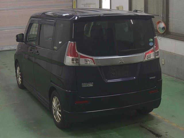 MITSUBISHI DELICA D:2