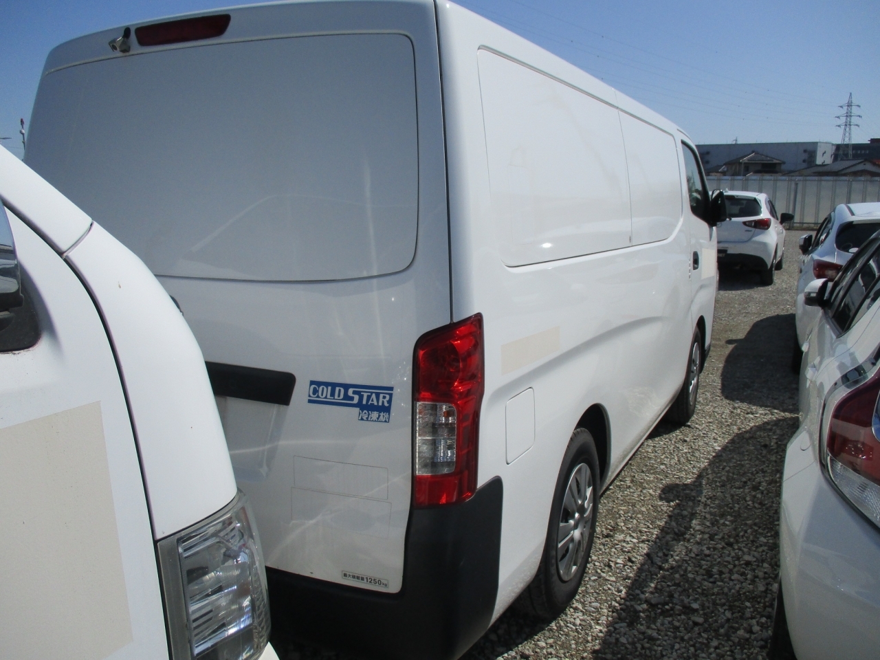 NISSAN NV350 CARAVAN