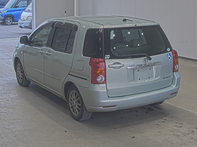 TOYOTA RAUM