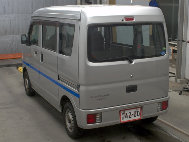 MITSUBISHI MINICAB