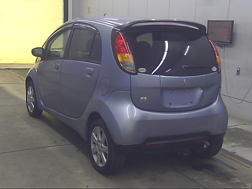 MITSUBISHI I