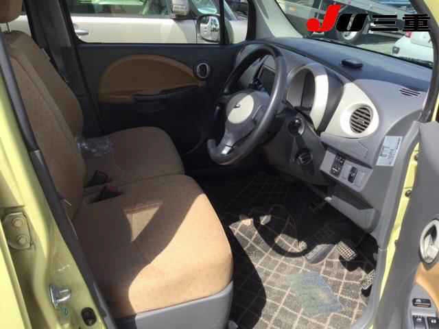 DAIHATSU MOVE LATTE