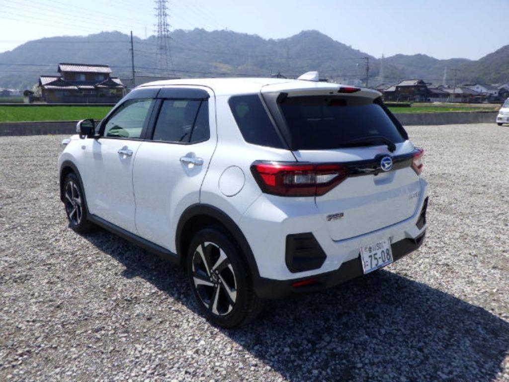 DAIHATSU ROCKY