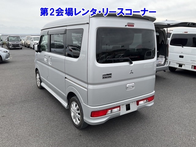 MITSUBISHI TOWN BOX