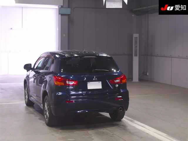 MITSUBISHI RVR