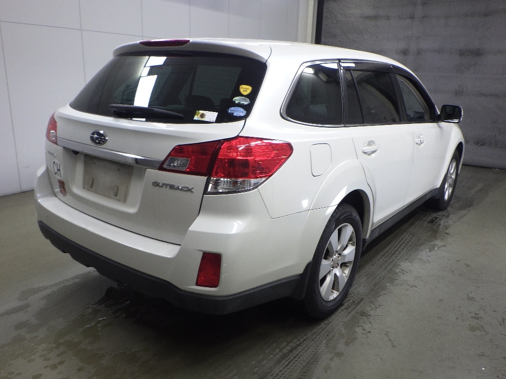 SUBARU OUTBACK