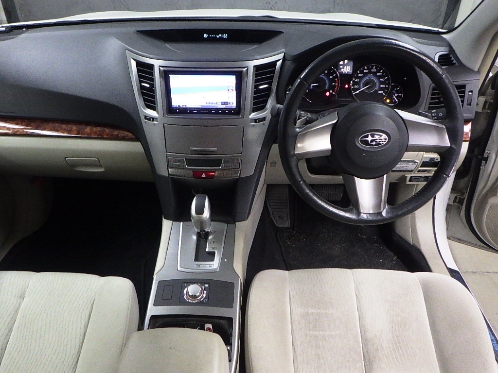 SUBARU OUTBACK