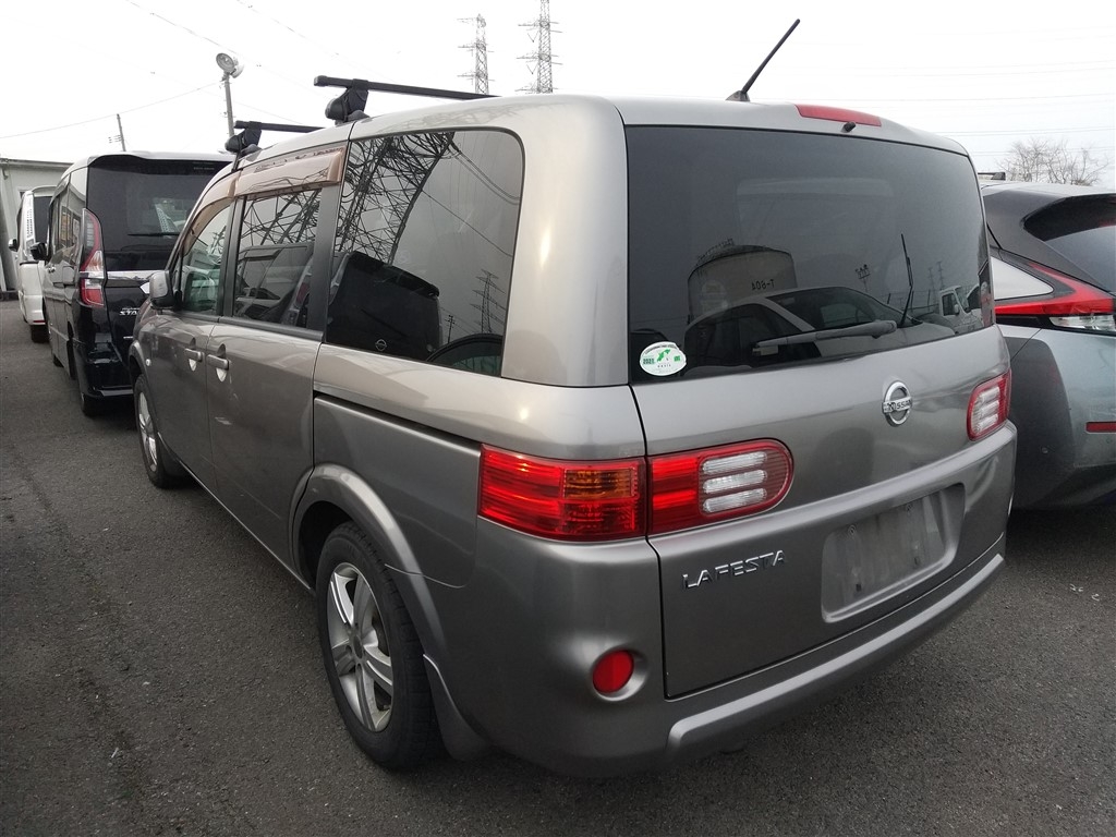 NISSAN LAFESTA