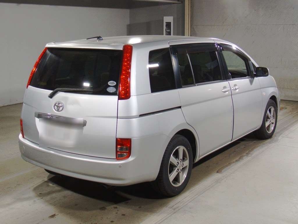 TOYOTA ISIS
