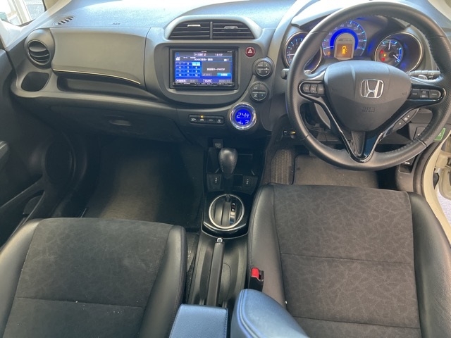 HONDA FIT SHUTTLE