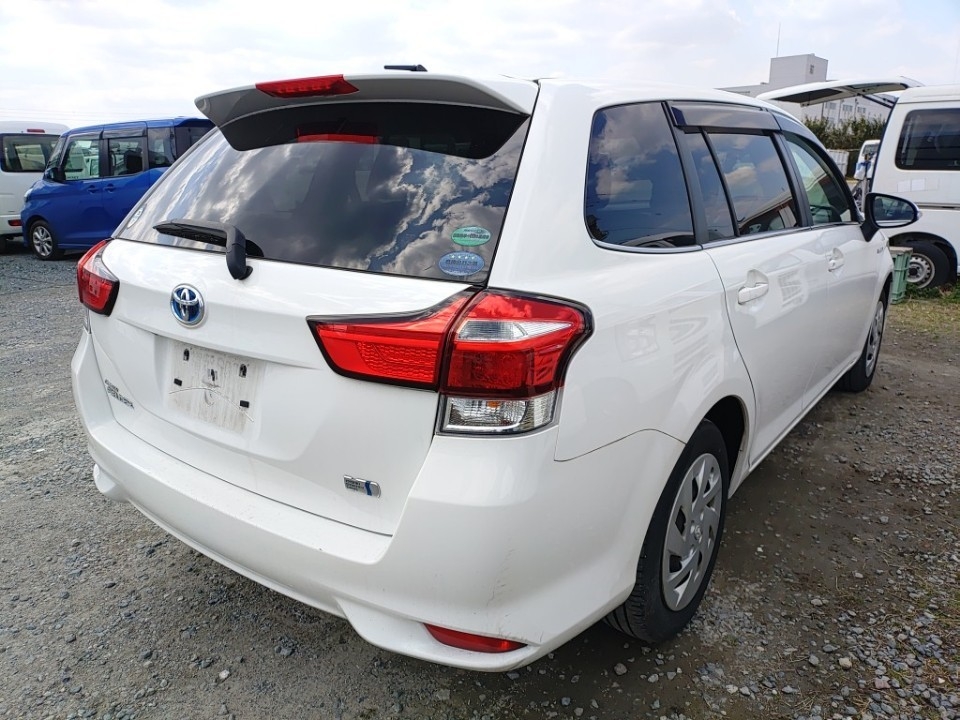 TOYOTA COROLLA FIELDER