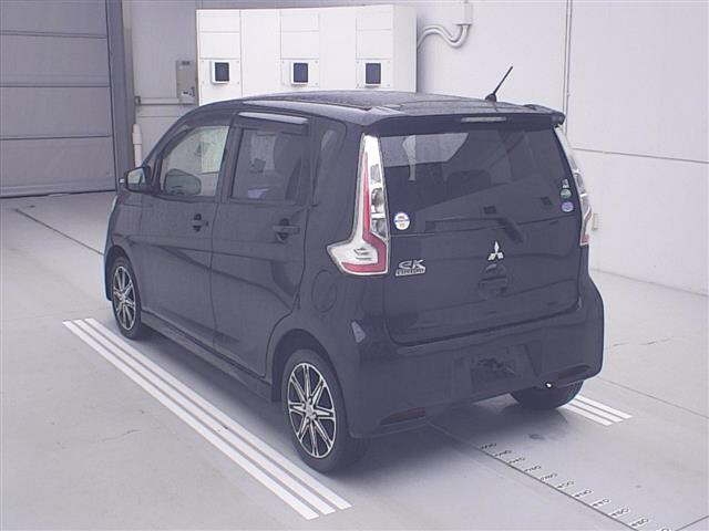MITSUBISHI EK CUSTOM