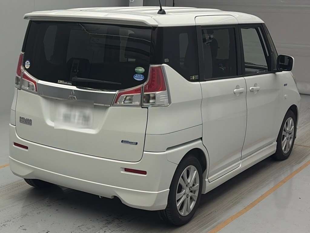 MITSUBISHI DELICA D:2