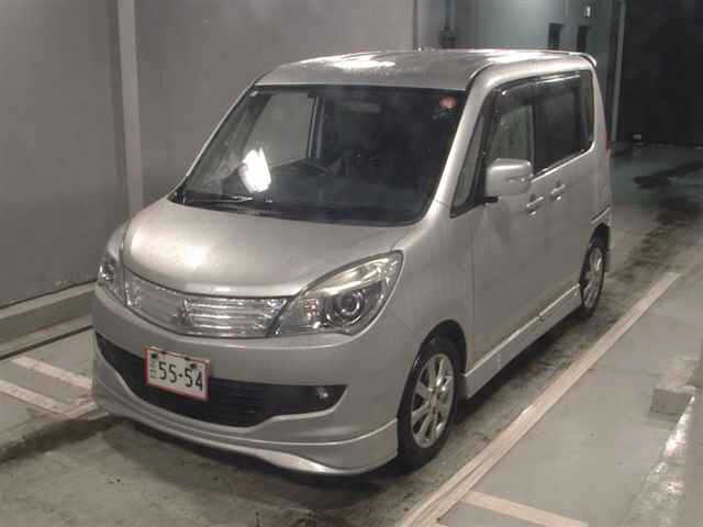 MITSUBISHI DELICA D:2