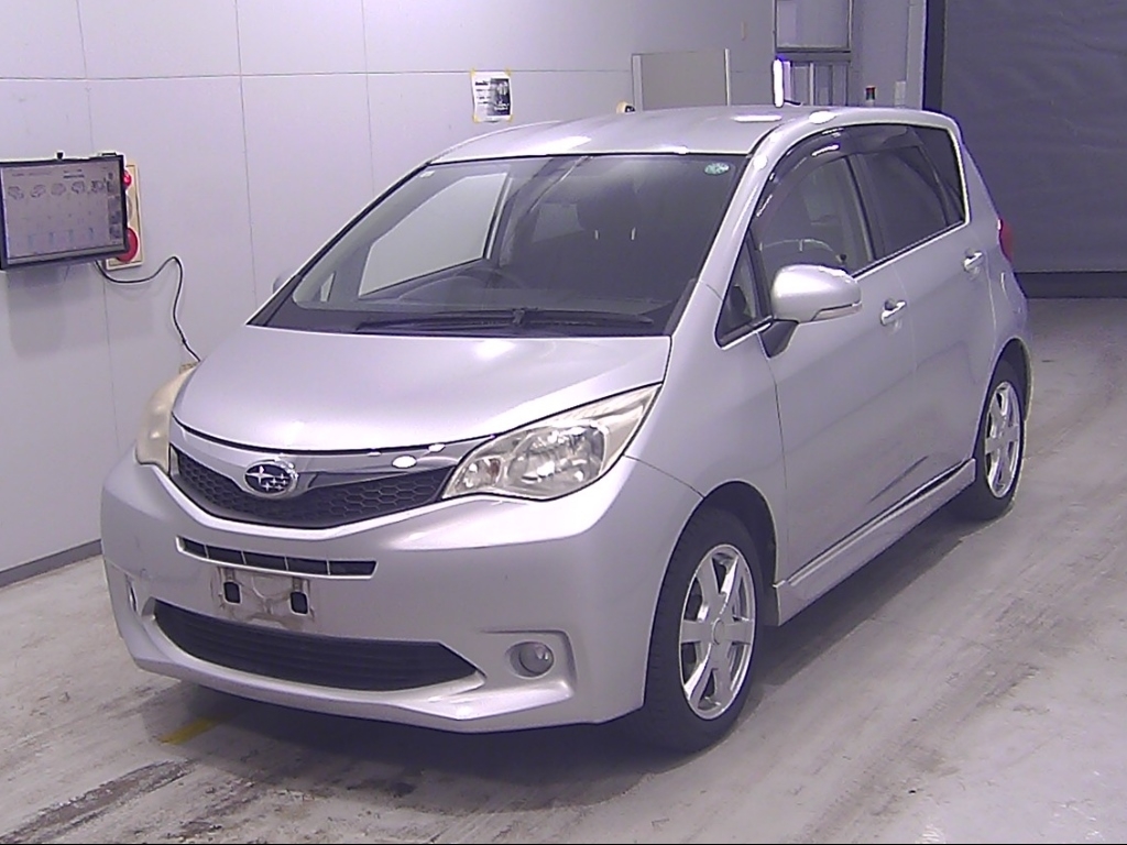 SUBARU TREZIA