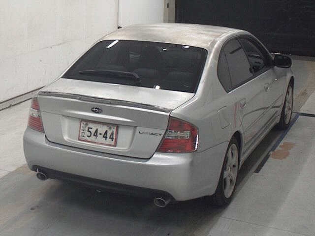 SUBARU LEGACY B4