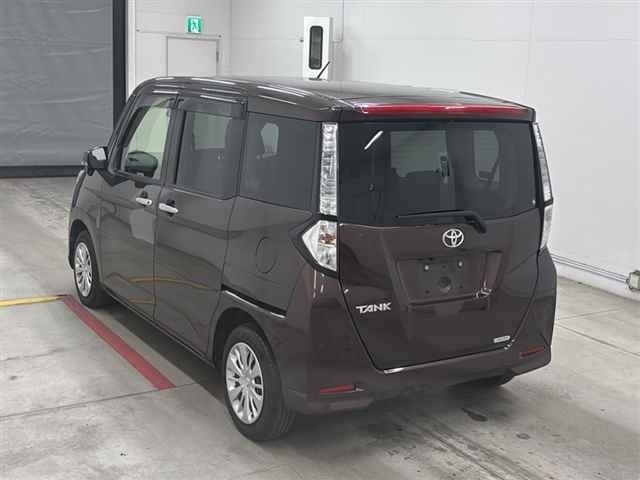 TOYOTA TANK