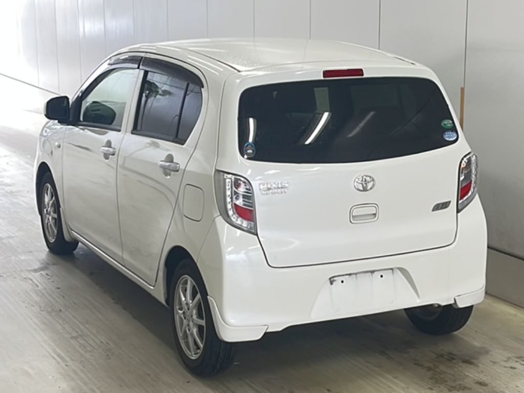 TOYOTA PIXIS EPOCH