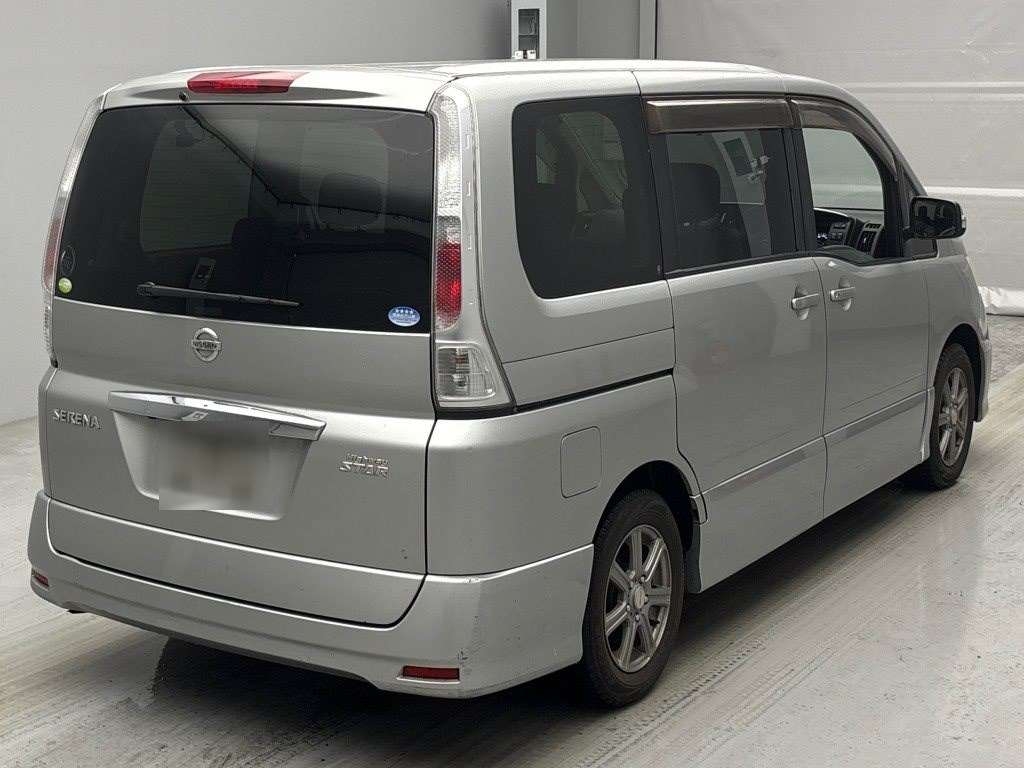 NISSAN SERENA