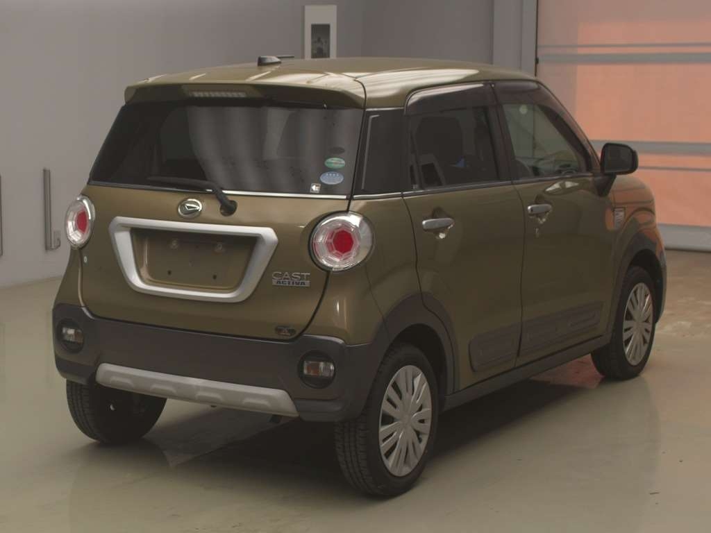 DAIHATSU CAST