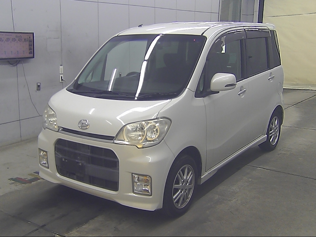 DAIHATSU TANTO EXE