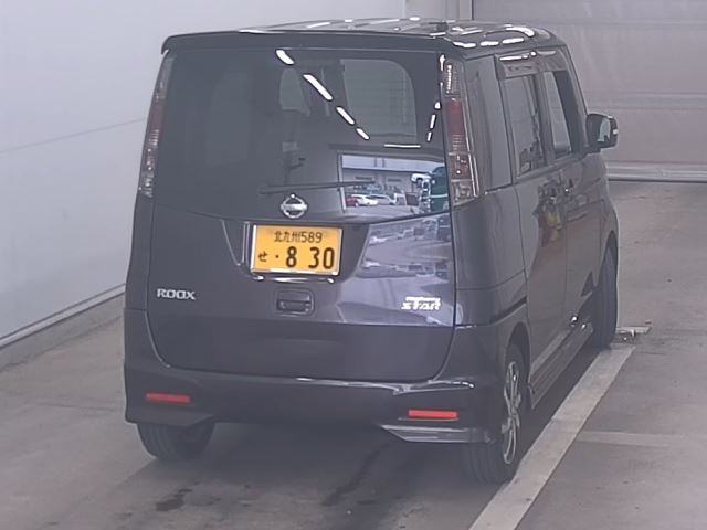 NISSAN ROOX