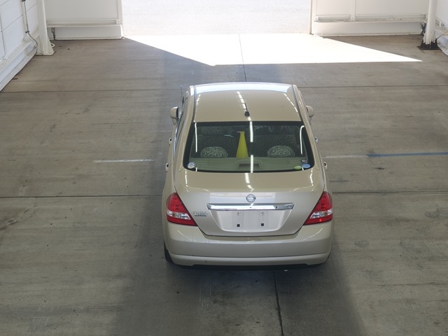 NISSAN TIIDA LATIO