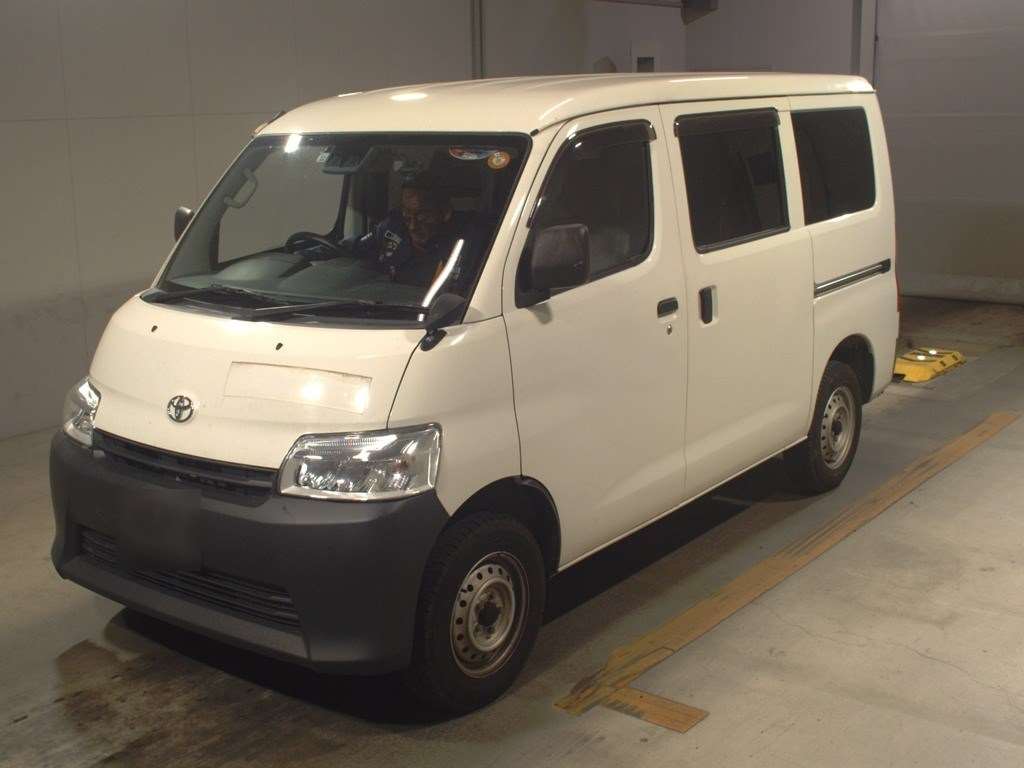 TOYOTA TOWN ACE