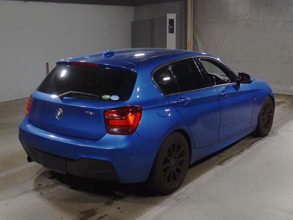 BMW 1-SERIES