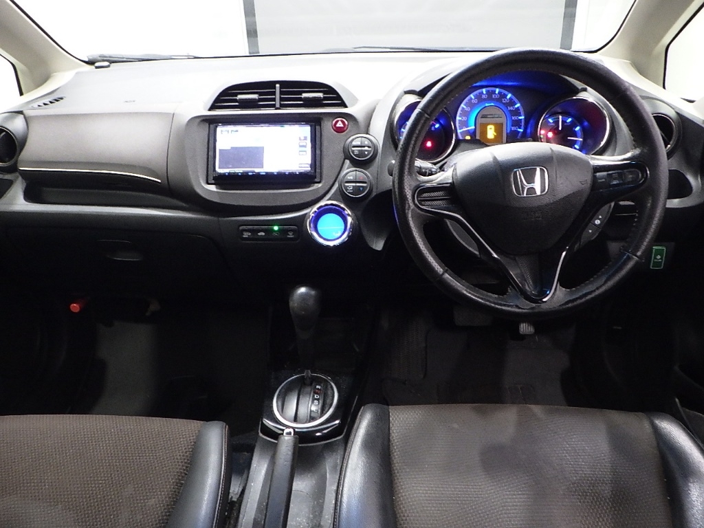 HONDA FIT SHUTTLE