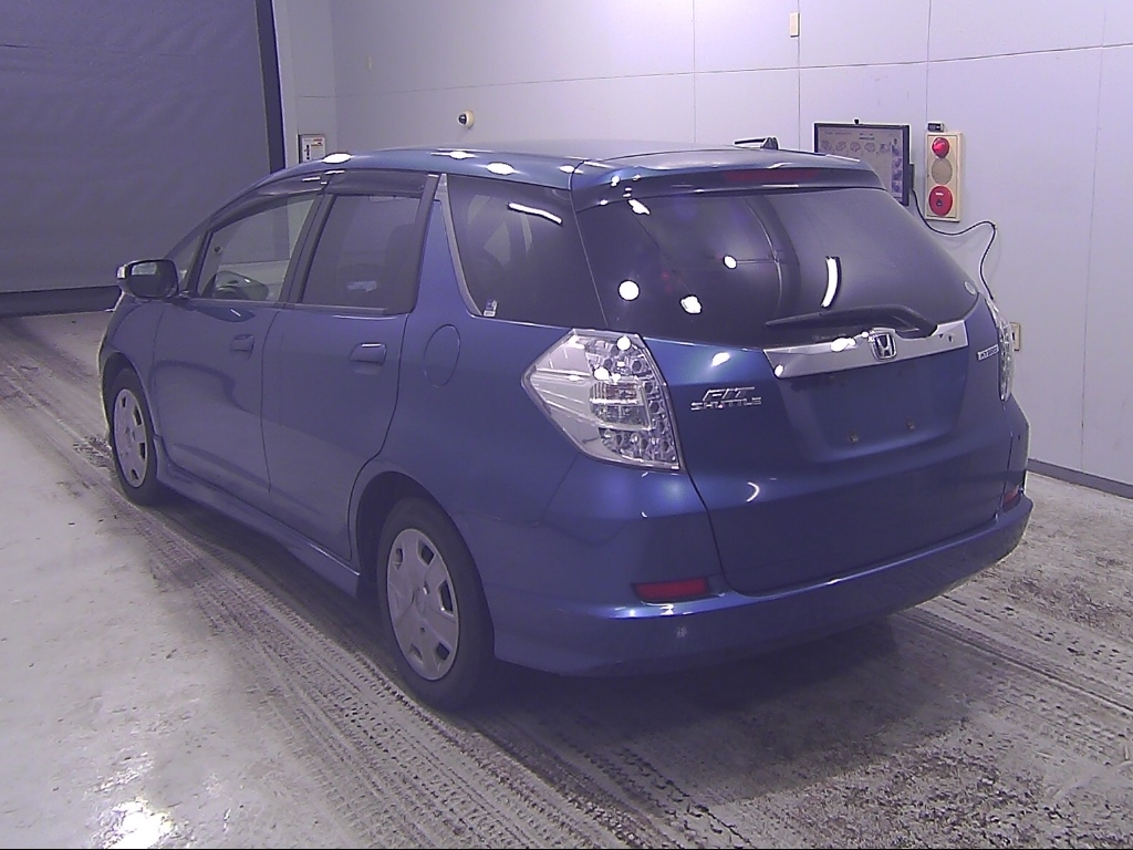 HONDA FIT SHUTTLE