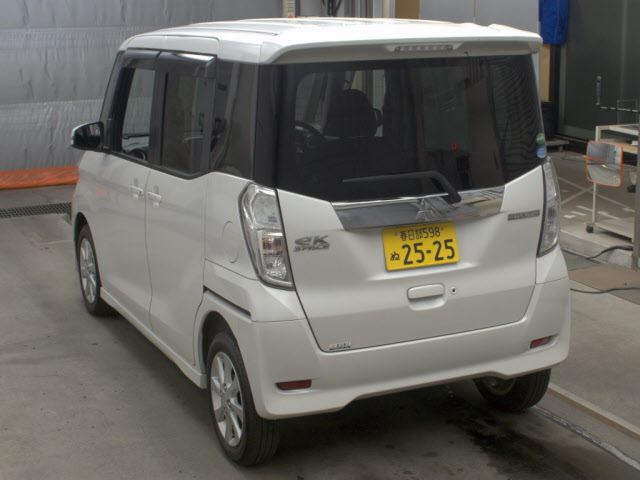 MITSUBISHI EK SPACE