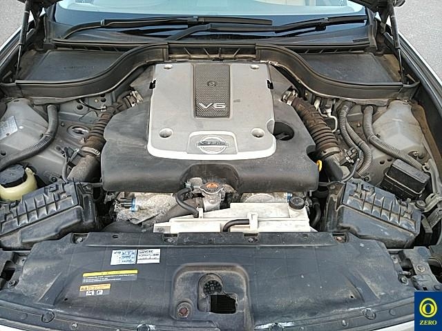 NISSAN SKYLINE