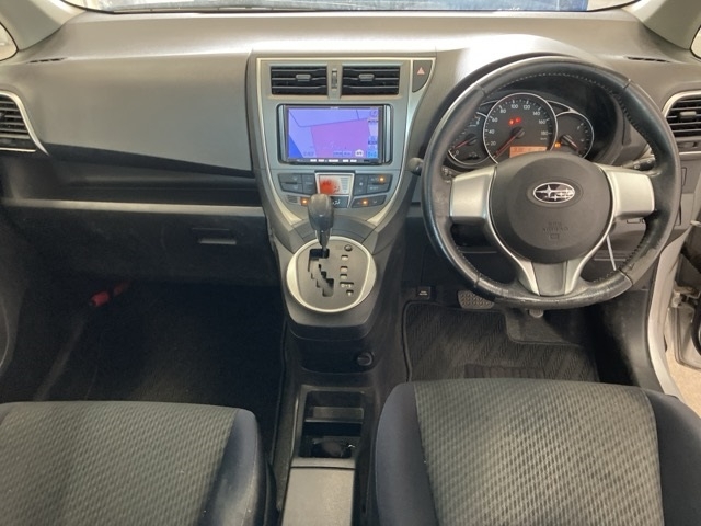 SUBARU TREZIA