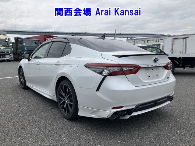 TOYOTA CAMRY