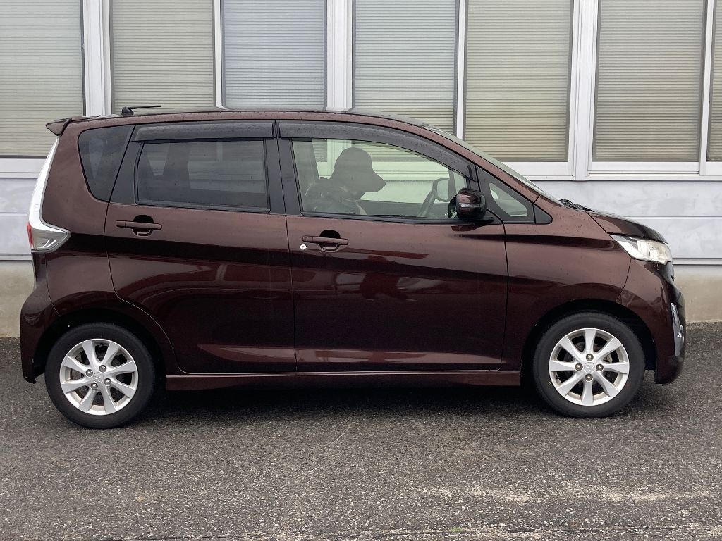 MITSUBISHI EK CUSTOM