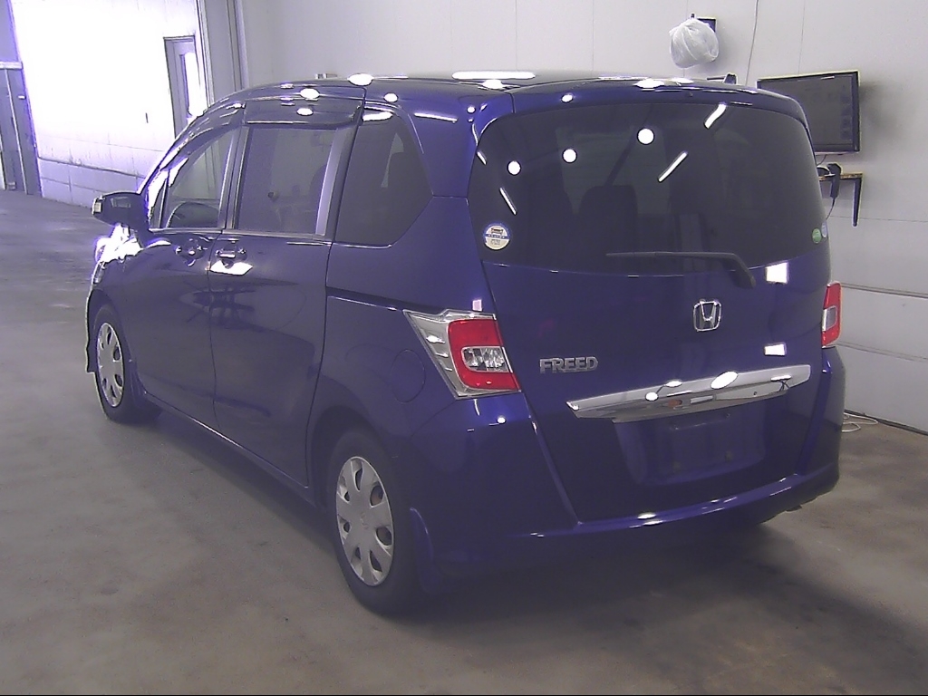 HONDA FREED