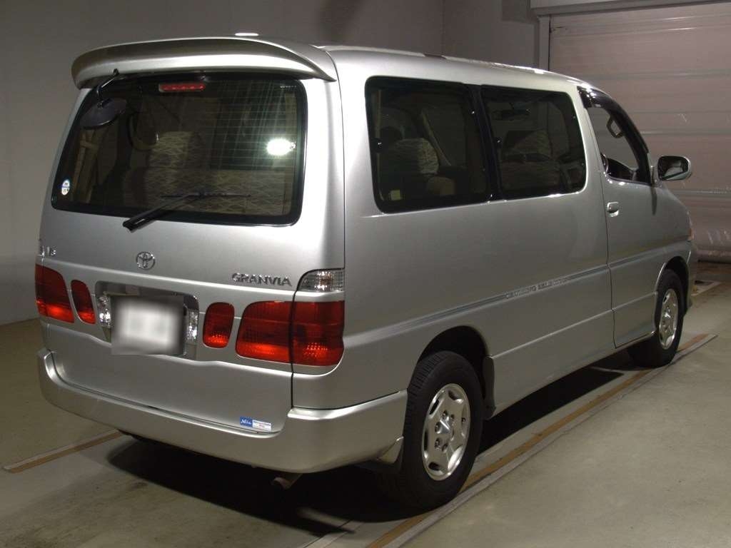 TOYOTA GRANVIA