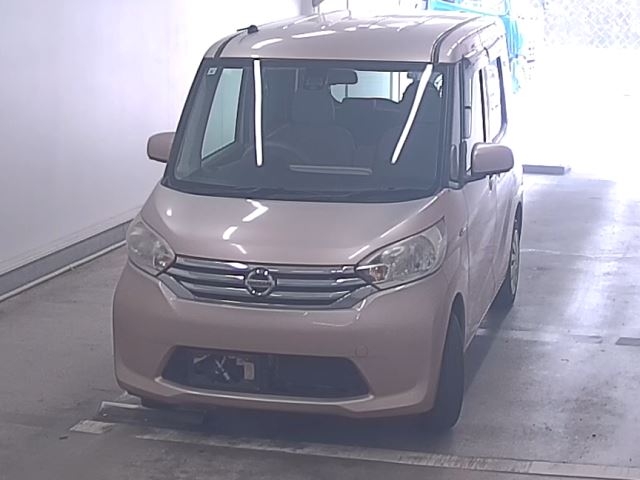 NISSAN DAYZ ROOX